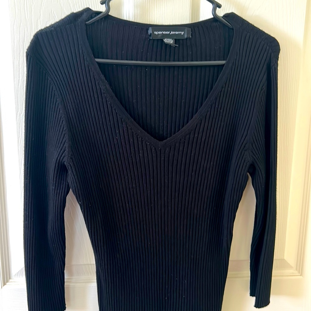 Women’s size Large Spencer Jeremy stretchy black sweater.